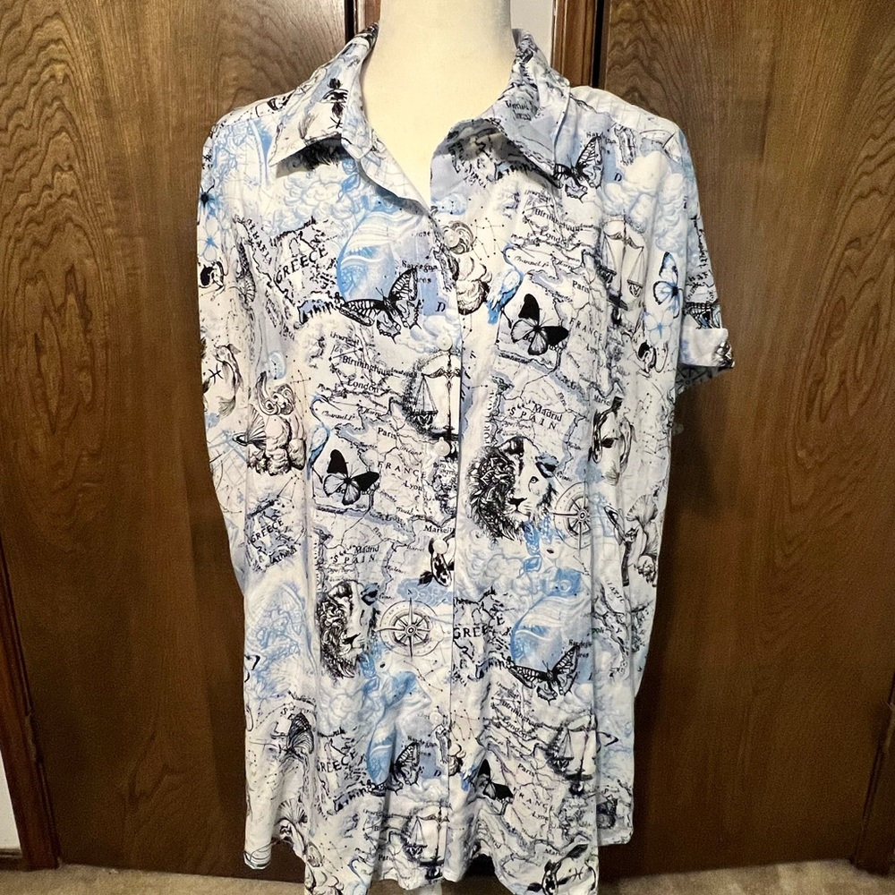 Jane and Delancey Blue and White Abstract Pattern Blouse